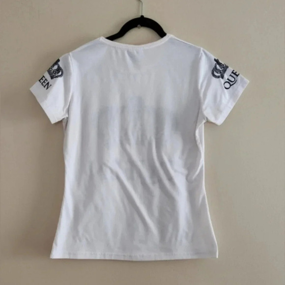 NWOT Women's Queen Short Sleeve Shirt - Picture 2 of 2